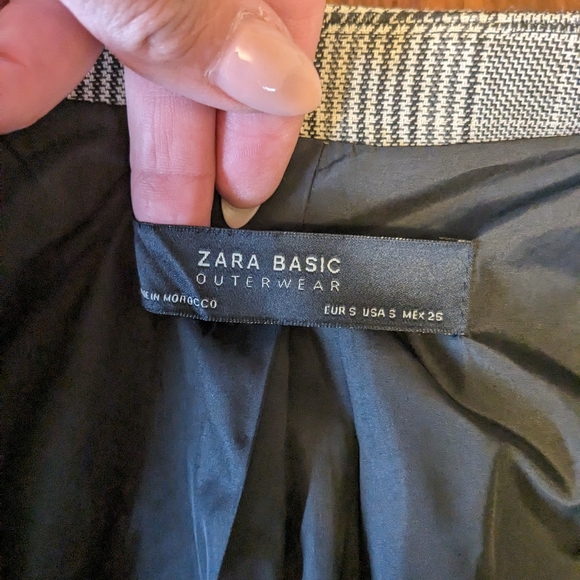 Zara Basic Coat size small - Picture 8 of 10